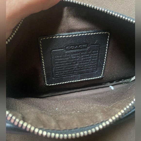Vintage coach wristlet - Picture 3 of 11